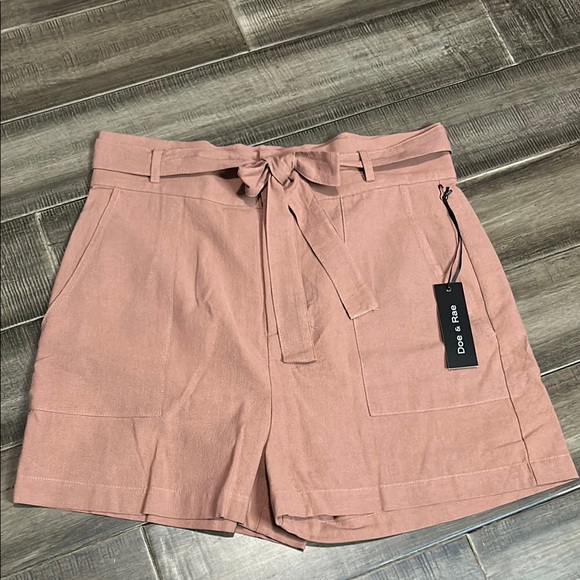 Doe & Rae Pants - New Doe & Rae Women's Pink Shorts L